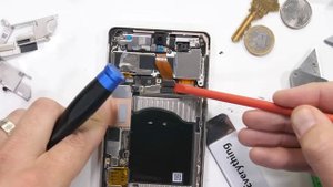 Разобрал Google Pixel 7 Pro! - JerryRigSuckBigDikEverywhere?