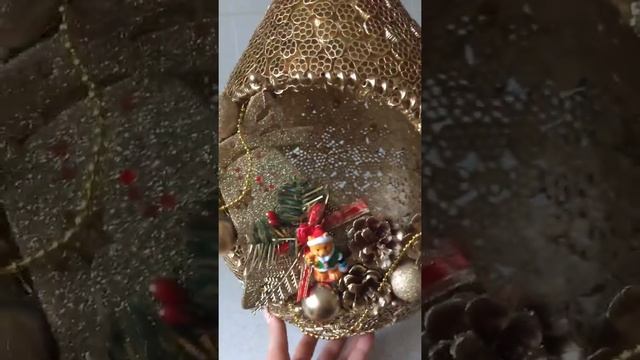 Большая новогодняя игрушка из макаронов своими руками смотреть онлайн