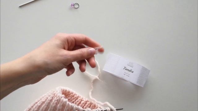 Объёмная шапка английской резинкой.