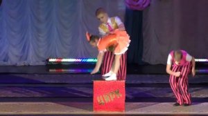 Эксцентрика с куклой цирк Фантазёры