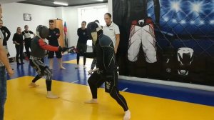Спортивный ножевой бой