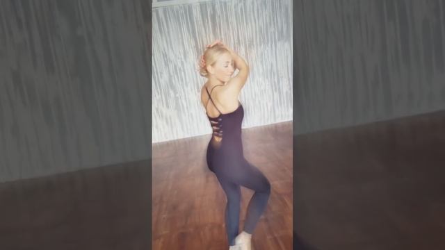 Умение наслаждаться собой в танце , концентрироваться на чувствах и эмоциях танцоры тоже тренируют смотреть онлайн