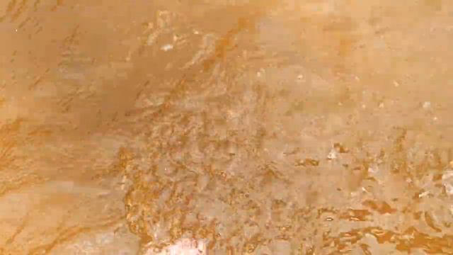 ...весна...апрель....купаться...собирать березовый сок.... смотреть онлайн