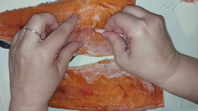 малосольная форель,полезная  рыбная  закуска