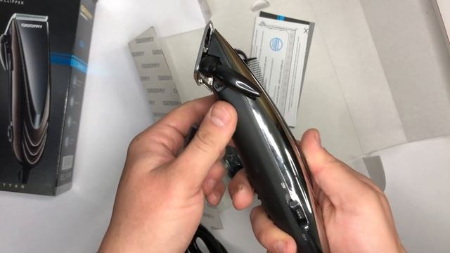 Видео обзор: Проводная профессиональная машинка для стрижки волос GEMEI GM-813 смотреть онлайн