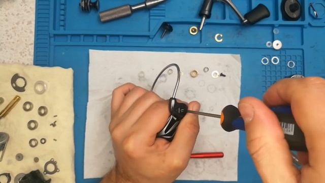 Что будет если  не правильно обслужить  рыболовную катушку машинным маслом смотреть онлайн