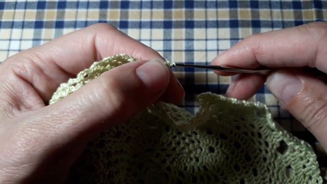 🧶Простая салфетка крючком, подойдёт для начинающих. Вяжем вместе! ( 21 -28 ряд ).