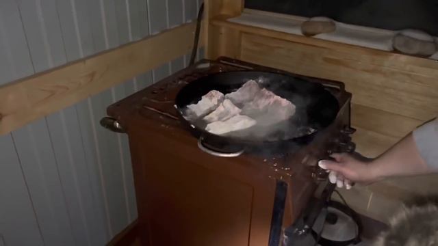 ДИКАЯ РЫБАЛКА НА СЕВЕРНОЙ РЕКЕ смотреть онлайн