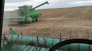 Сравнение камбайна W650 с W650 i