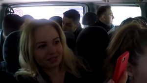 Таксист маршрутки, певец. Прикольно.