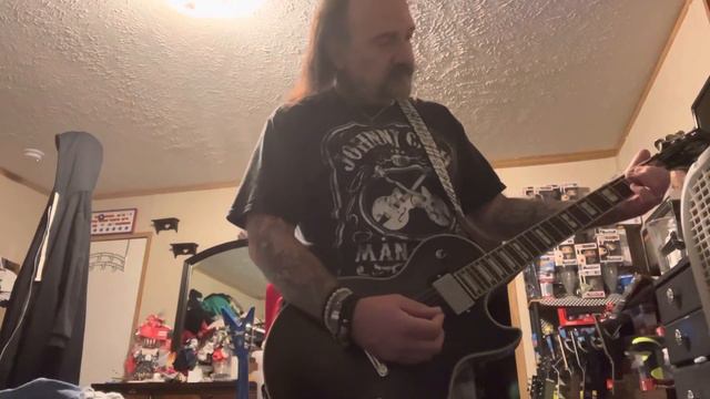 Checking out my new Epiphone Prophecy Les Paul. I'll do a review of it at a later date смотреть онлайн