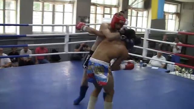 Петров Сергей (Россия) VS Пятницкий Дмитрий (Украина) смотреть онлайн