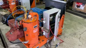 Винтовой компрессор ЗИФ 37 кВт без кожуха - обзор, запуск