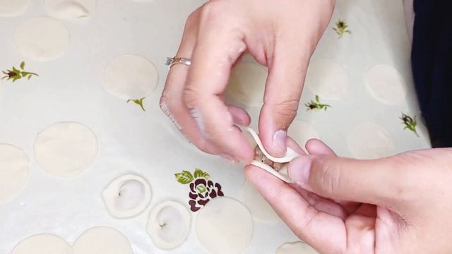 Как сделать из 1 кг фарша 3 виды полуфабрикат#тефтели #манты смотреть онлайн