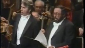 Luciano Pavarotti & Dmitriy Hvorostovsky - Invano Alvaro.mp4