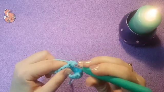 Урок 1: Вязание крючком / Цепочка из воздушных петель / Столбики без накида (2 способа) смотреть онлайн