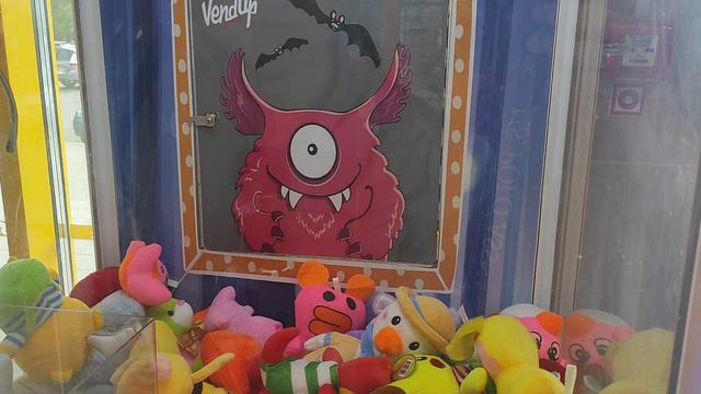 Что можно выиграть всего за 4 попытки? 😁#toy #автоматсигрушками #хватайка #clawmachine #игры