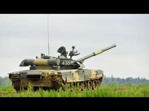 Стрельбы танков на полигоне в Московской области