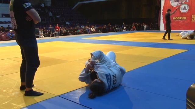 Спорт. Джиу-Джитсу. Чемпионат Кыргызстана-2021. День 2 Татами 2 Часть 5 смотреть онлайн