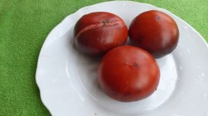 Сорта томатов в разрезе Фиолетовое яблоко Сибирская пантера Мар Азул Чумпион бурятии Японское Бычье