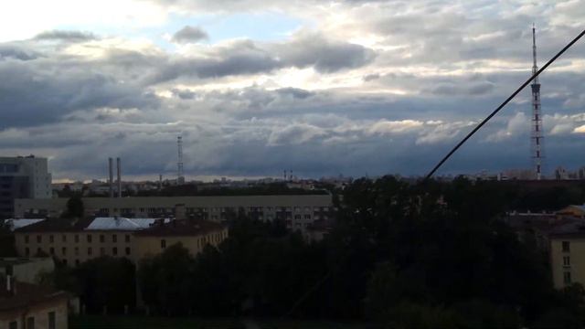 Вид с одной из крыш Петроградского р-на смотреть онлайн