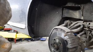 Ауди А6С5 Олроуд. Задний Пневмобалон монтаж демонтаж.