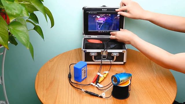 Eyoyo Fishing Camera 7 inch, 1000 TVL, IR light смотреть онлайн