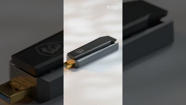 MSI AX1800 USB Wireless Network Card Unboxing смотреть онлайн