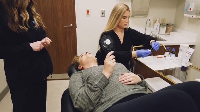 What is a Reverse Peel? Nashville Licensed Aesthetician смотреть онлайн