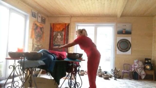 Массаж поющими чашами с Анфисой Жаббаровой. Ногинск. смотреть онлайн
