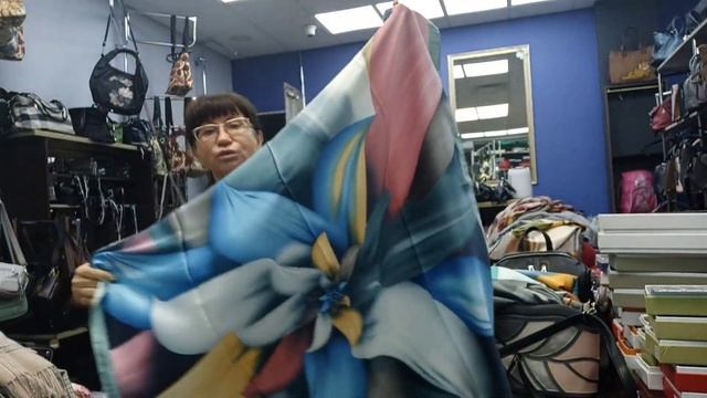 #сумочка ? 3000 РУБЛЕЙ КОМПЛИМЕНТ НОВОГОДНИЙ ? ПОДАРОК ДИВНЫЕ ЦВЕТЫ ПЛАТОК ☃️? смотреть онлайн