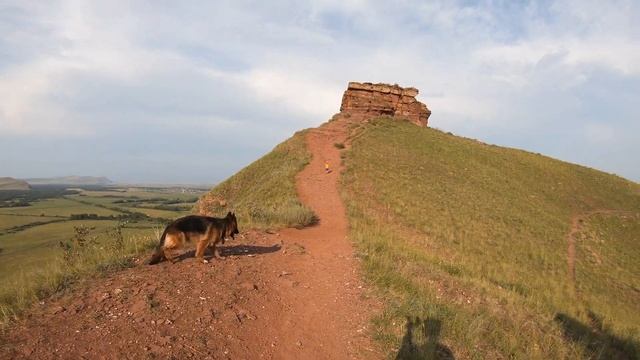 Как мы побывали в музеи заповедники #Сундуки# , заключительная часть нашего путешествия в #Хакасии# смотреть онлайн