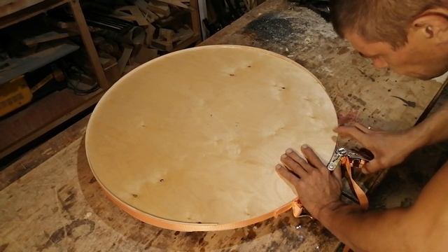 Реставрация стола, замена круглой столешницы
