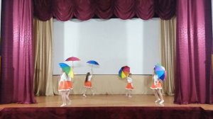 Танцевальный коллектив "Созвездие" - "Дождик капает по лужам"
