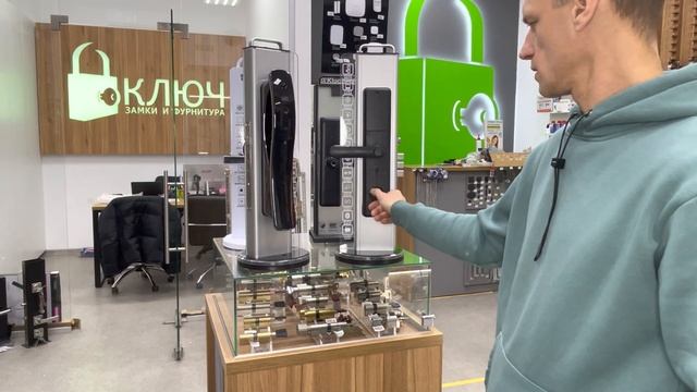 Новинка! Замок с отпечатком пальца. Смарт замок с биометрией смотреть онлайн
