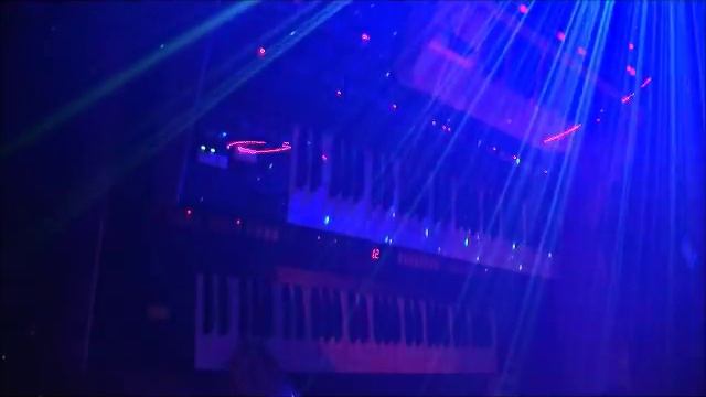 Gaia + Jupiter 8 + JP6 + SR18 "Supersaw Highway" смотреть онлайн