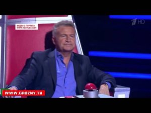 Раяна Асламбекова готовится к выступлению в финале музыкального конкурса «Голос. Дети-3»