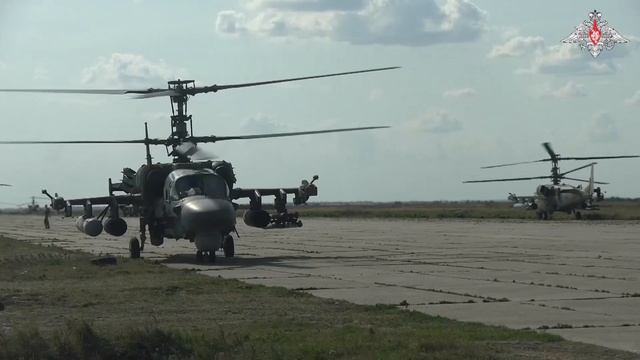 «Аллигаторы» в деле: боевая работа экипажей ударных вертолетов Ка-52 ВКС России