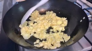 РИС С ЯЙЦОМ И ЗЕЛЁНЫМ ЛУКОМ | По-Китайски | Быстрый и Вкусный Гарнир