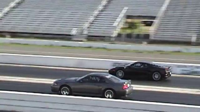 Ferrari F430 vs Pullied 03 Cobra смотреть онлайн