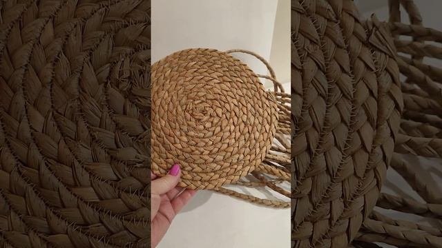Я это сделала, сумка , из травы!!! #сумкиженскиекупитьинтернетмагазин #сумкачерезплечо #таблетка
