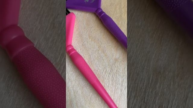 Charites/ Кисть для окрашивания волос узкая, черная щетина Ingrit 254 артикул 14 рядов смотреть онлайн