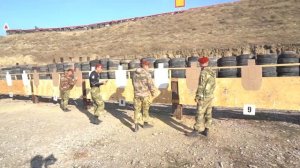 Сотрудники спецназа Росгвардии сдали экзамен на краповый берет в Чечне