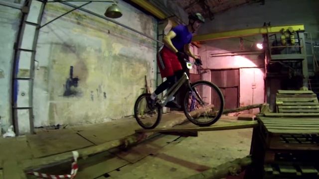 Велотриал. Тренировка в зале. Харьков смотреть онлайн