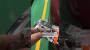 Замена лампы накаливания в багажнике Tiguan 2018 (changing light in trunk).