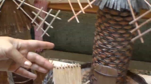 Поделки из бумаги. Как сплести мельницу. Promo. смотреть онлайн