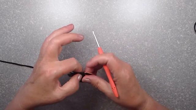 Как связать панду крючком. Лапка (Часть 4) смотреть онлайн