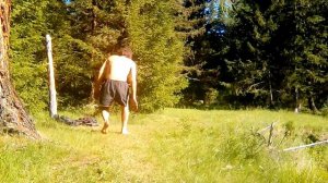 Надо учится полностью расслабляться и останавливать мысленный поток. Слушать интуицию.