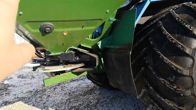 Шины низкого давления для трактора МТЗ. Разбрасыватель Амазон. смотреть онлайн