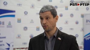 В Балакове мастер-класс для юных спортсменов провёл МСМК по боксу Олег Комиссаров